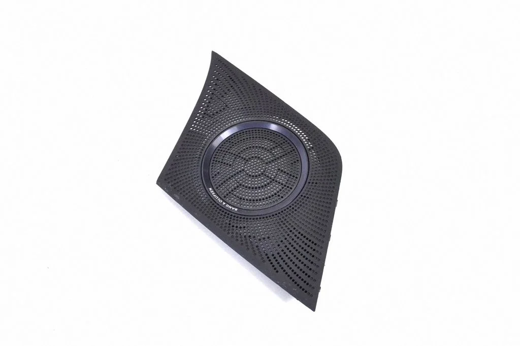 Maskownica głośnika środkowego 8R0857228A