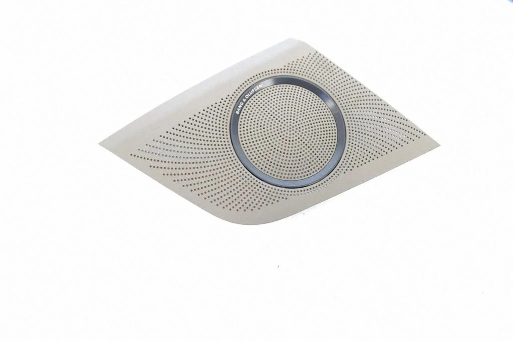 Maskownica głośnika środkowego 8T0857228