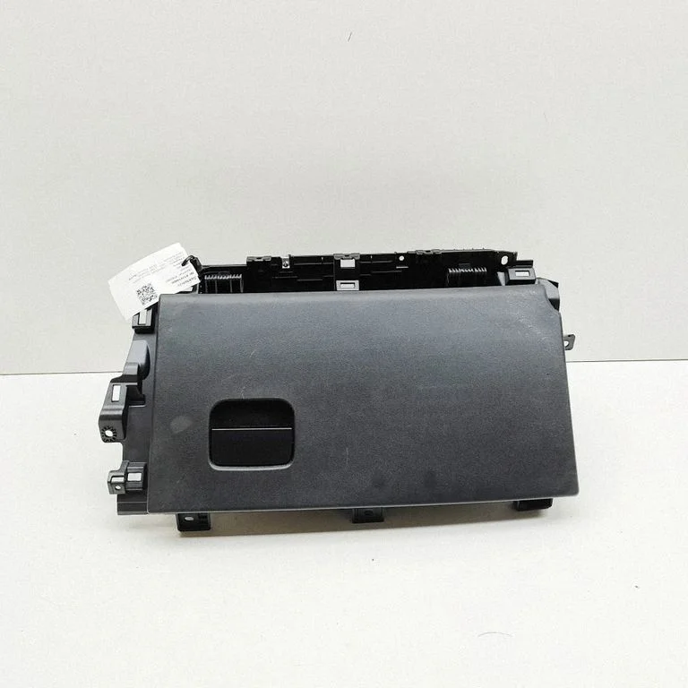 Schowek pasażera R8D2060T10BA