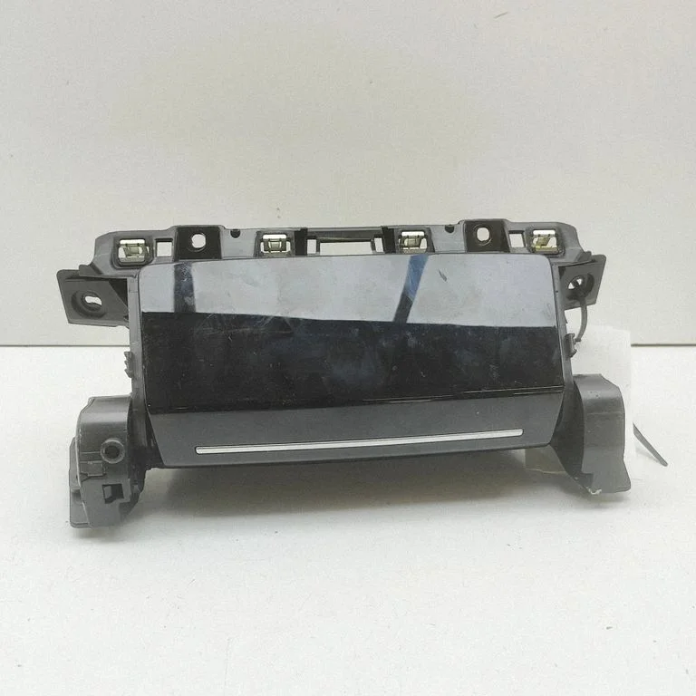 Glove box – Peugeot 2008 II (2019-)