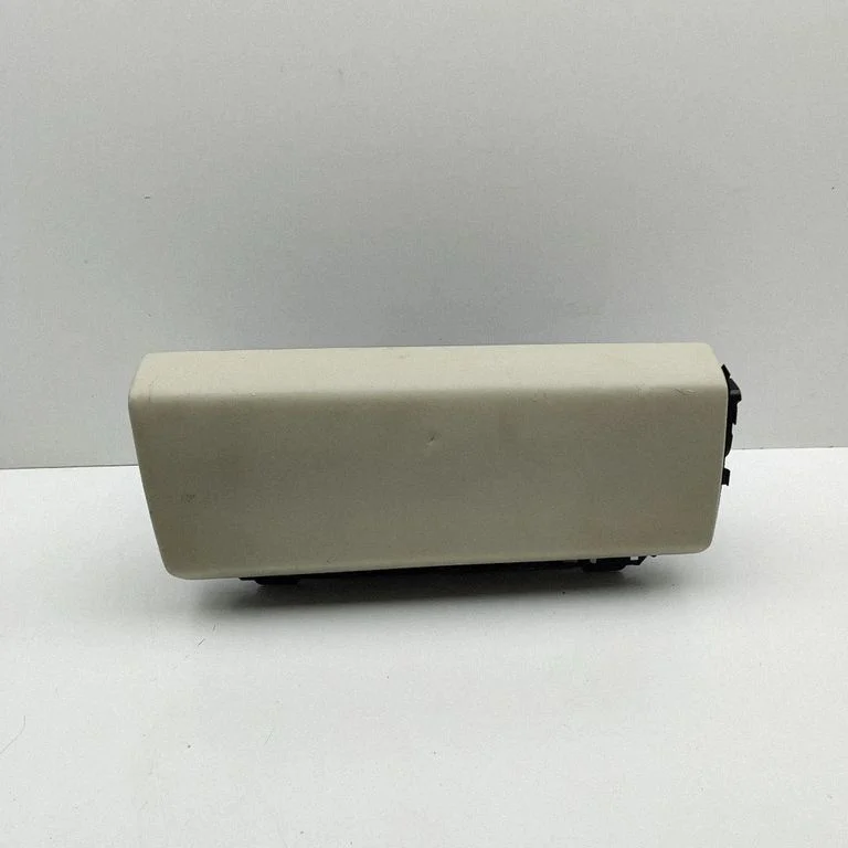 Glove box JK62060T10GA