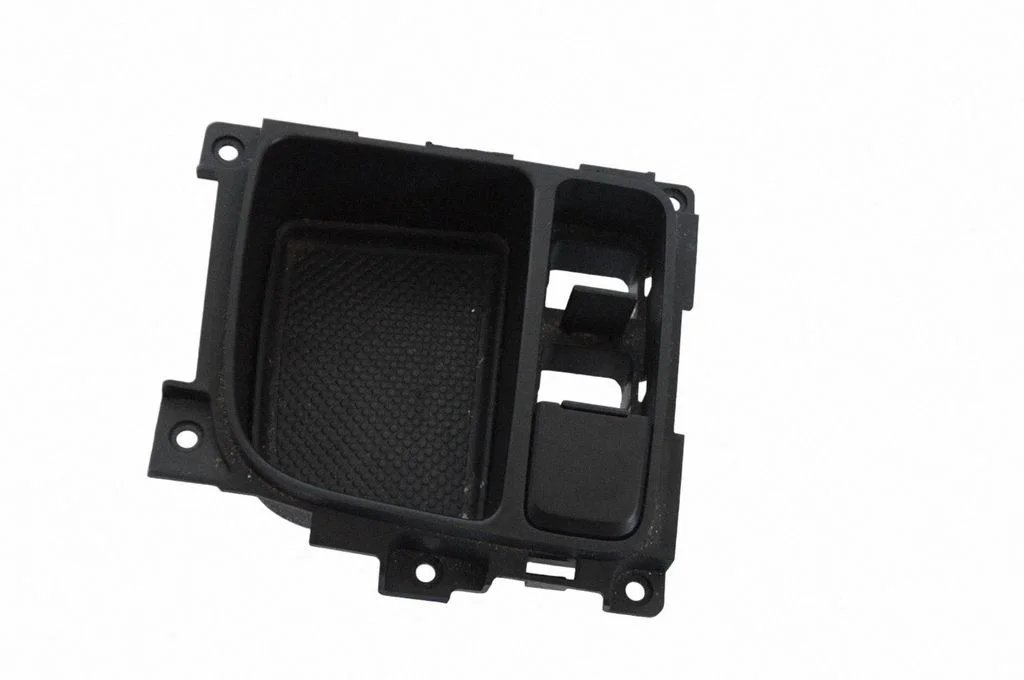 Glove box 846572P915