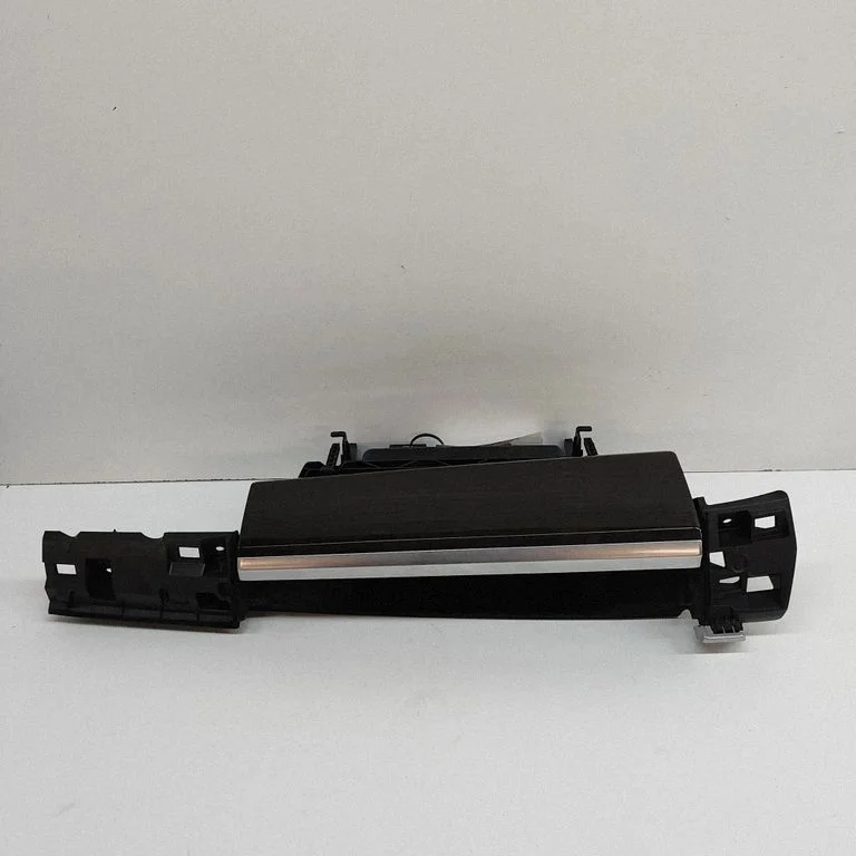 Kindalaegas – BMW 7-seeria F01 F02 F03 F04 (2008-2016)