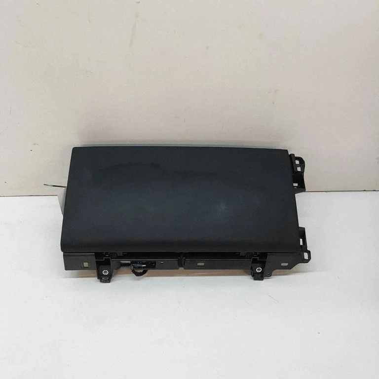Schowek pasażera M8E2060T10B