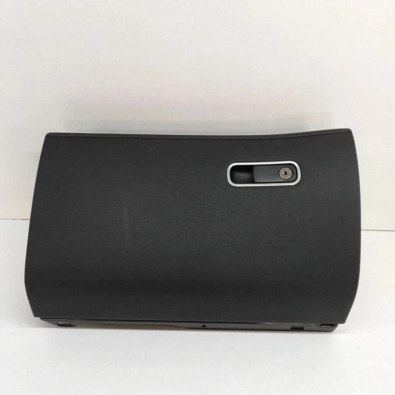 Glove box A1676804200