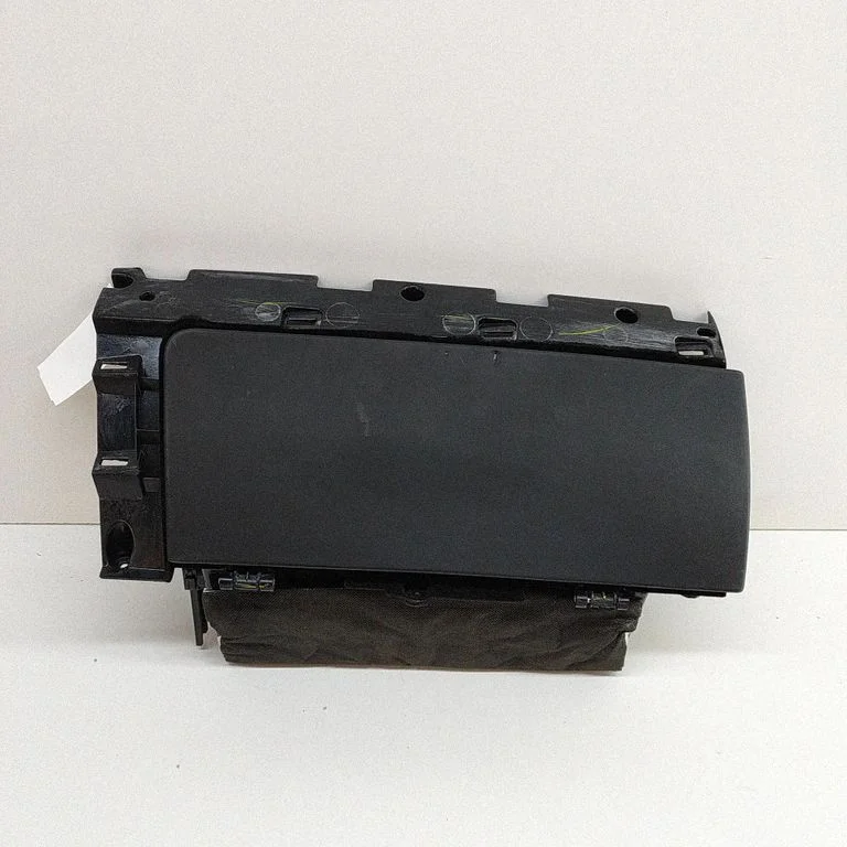 Glove box 100229900B