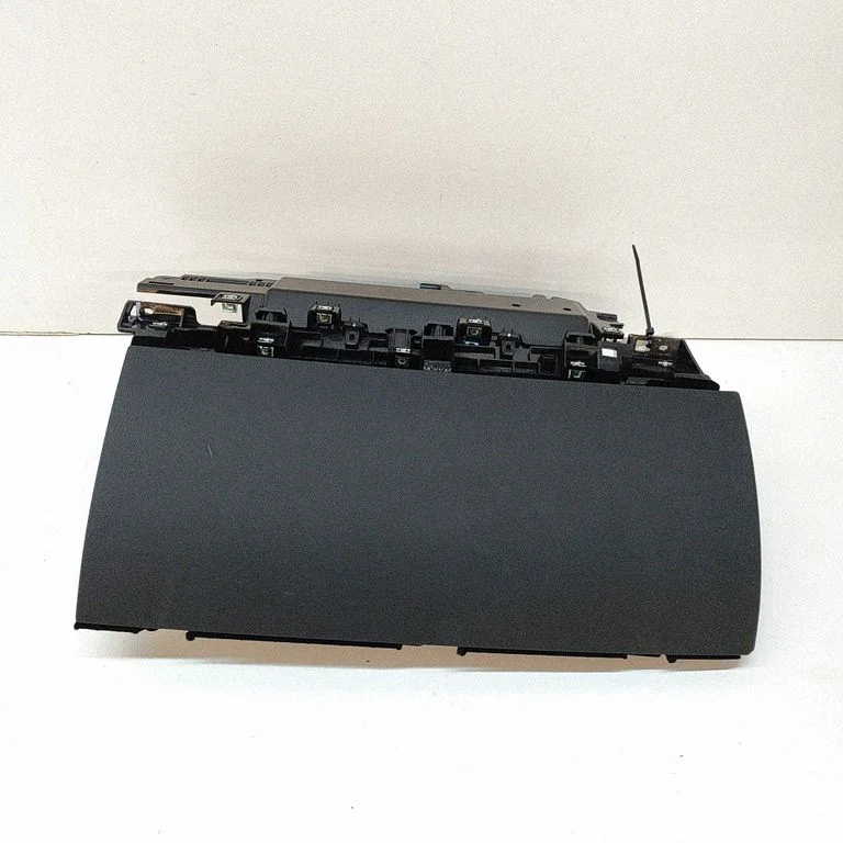 Glove box 111161100E