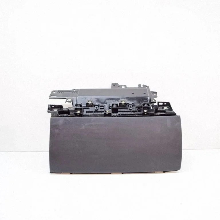 Glove box 113340900B1