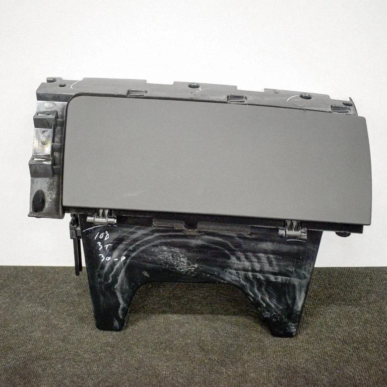 Schowek pasażera 100229900B