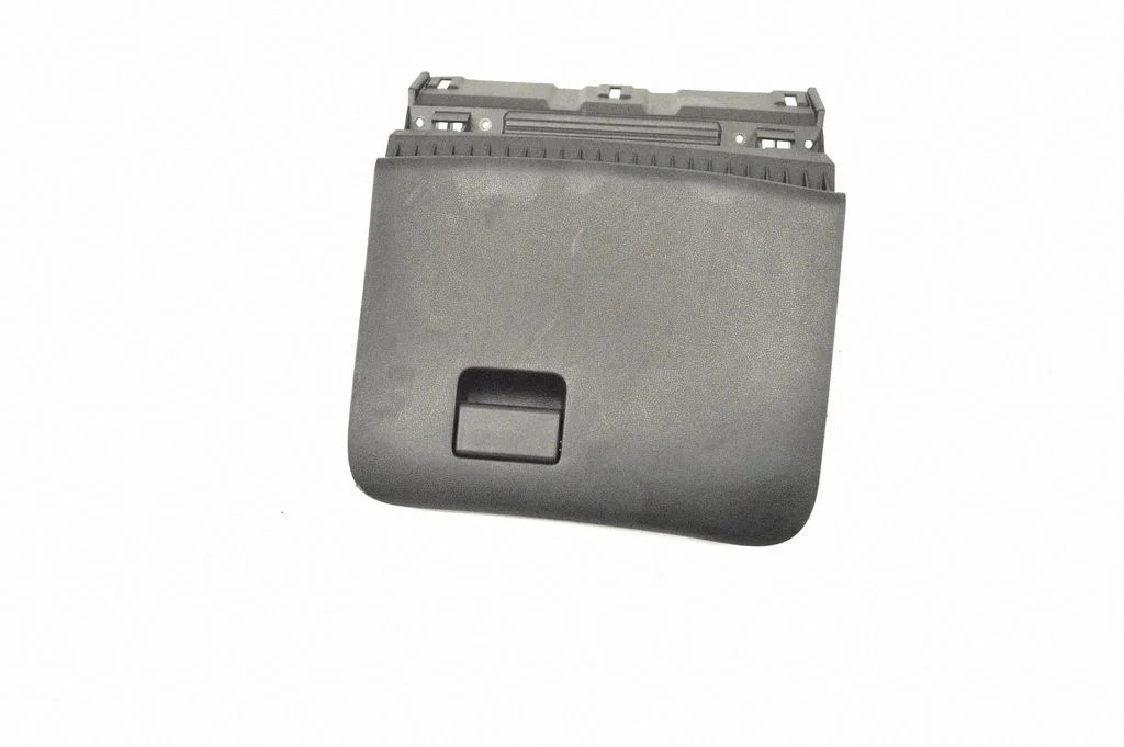 Glove box 6852000A84