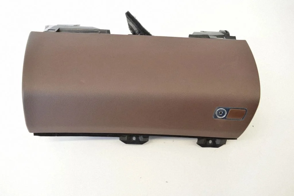 Glove box – Mercedes-Benz S-Class W221 (2005-2013)