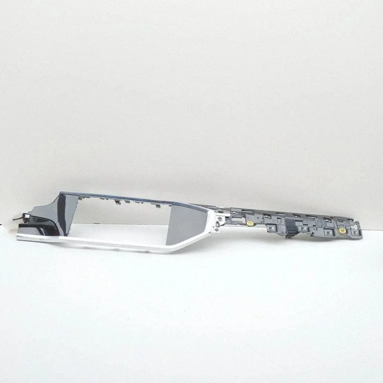 Dekoratīvā apdares josliņa 83B853190