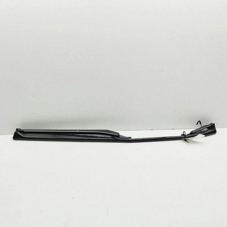 Dashboard glove box trim 4M8947198C
