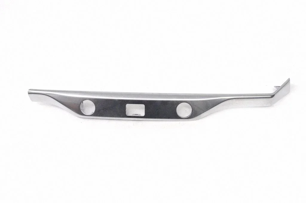 Dashboard glove box trim J9D311584B