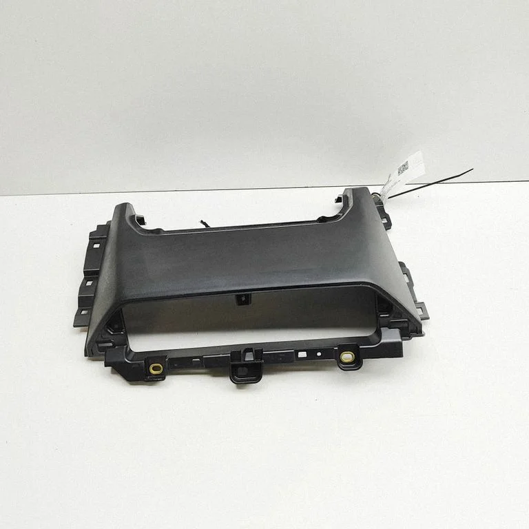Kindalaeka dekoratiivviimistlusriba 85H857927A – Audi Q6 e-tron (2024-)