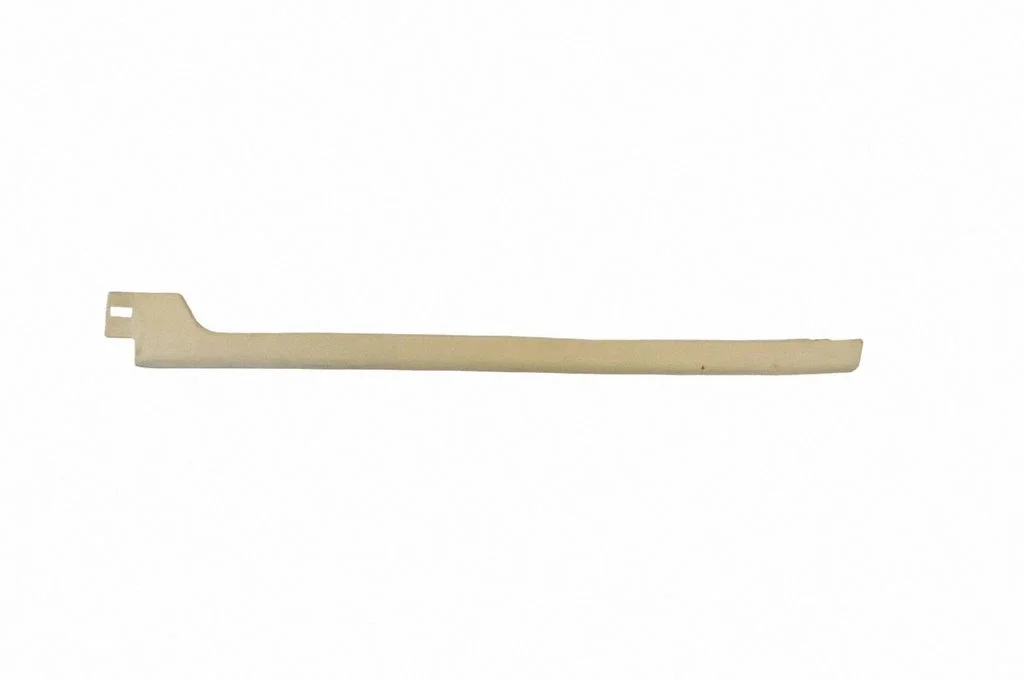 Dashboard glove box trim 6231530100