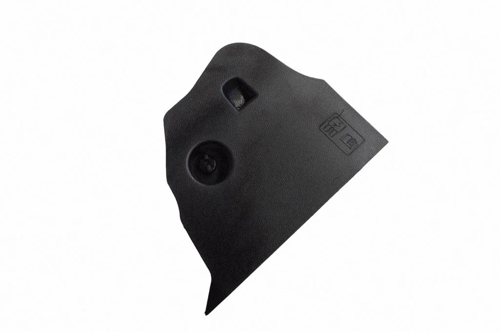Dashboard glove box trim GR3B63020C62BAW