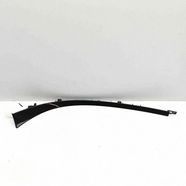 Dashboard glove box trim GX73640E72AB