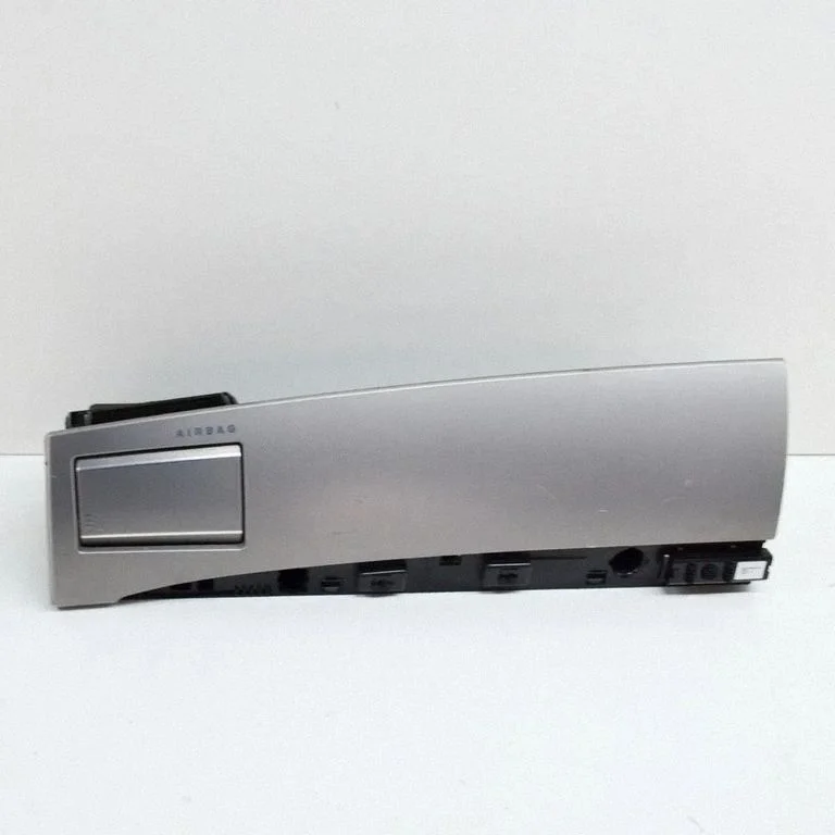 Dekoratīvā apdares josliņa 8X23043C26BH