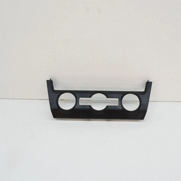 Dashboard glove box trim – Skoda Octavia Mk3 (5E) (2013-2019)