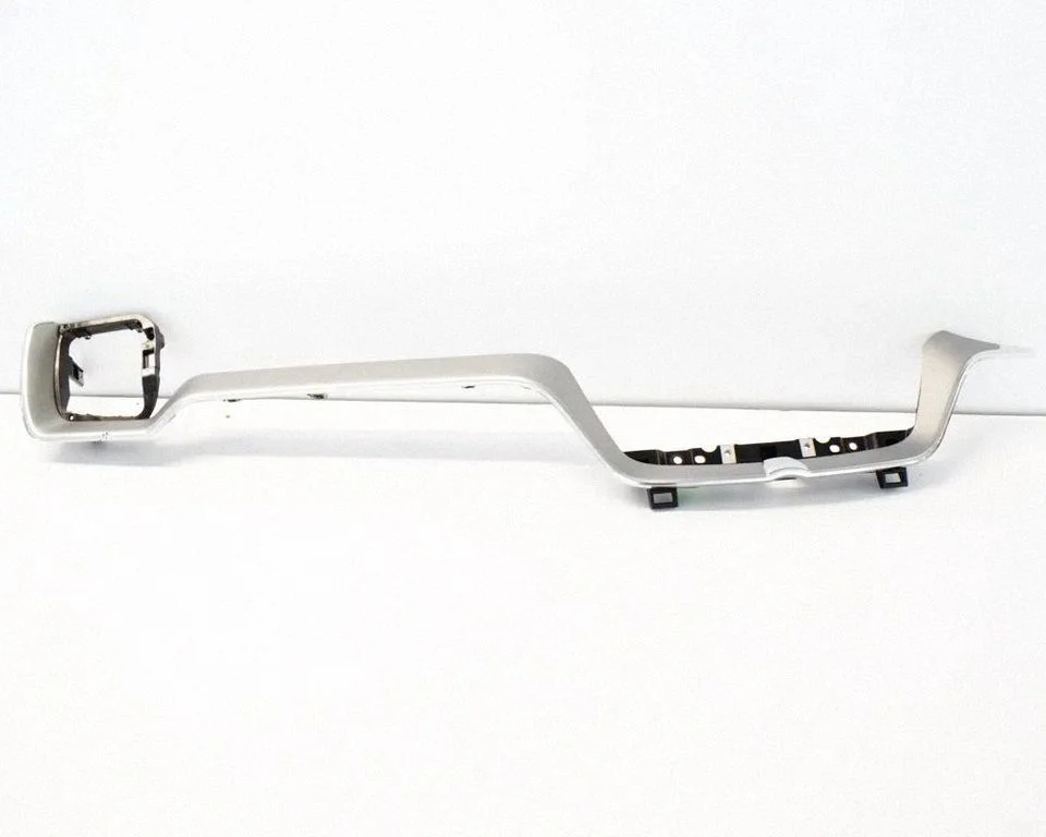 Kindalaeka dekoratiivviimistlusriba – Volvo XC60 (2017-)