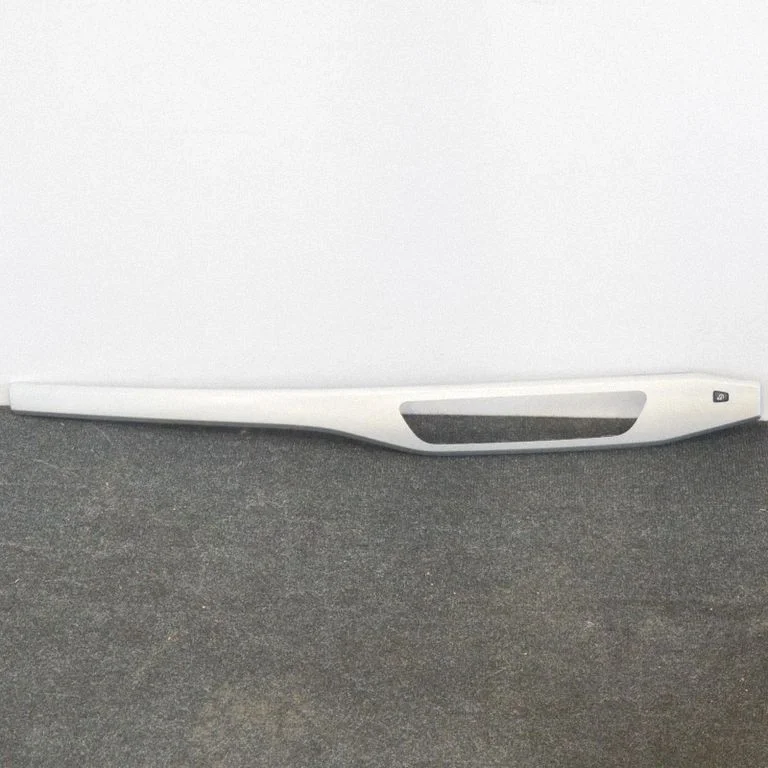 Listwa ozdobna – Audi A4 S4 B9 (2015-2019)