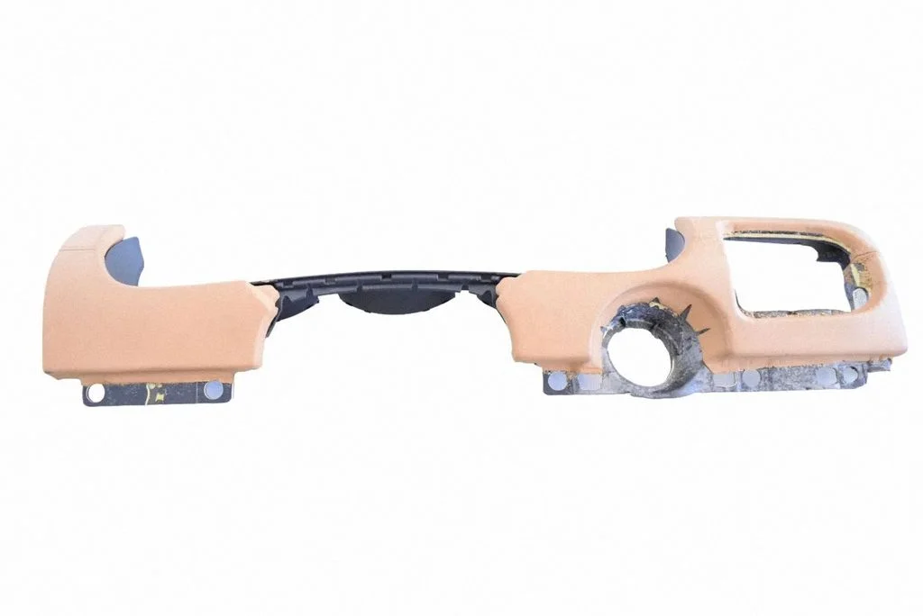 Dashboard glove box trim 7L5857565C