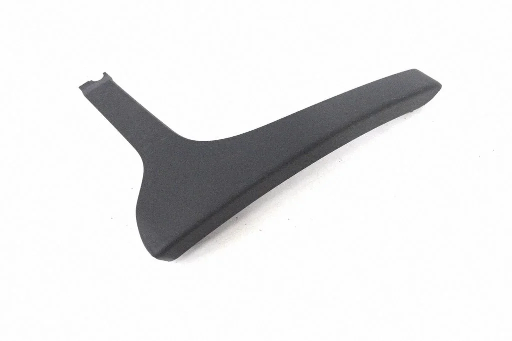 Dashboard glove box trim J9D3044B78A