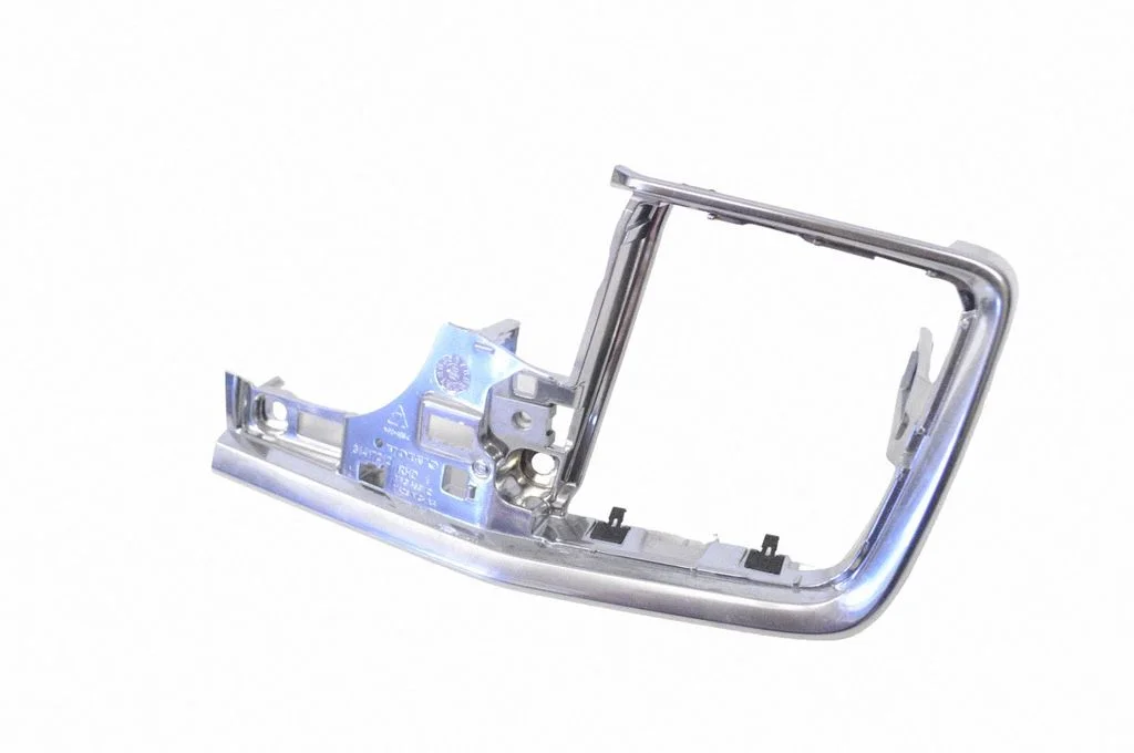 Dashboard glove box trim – Volvo S90, V90 (2016-)