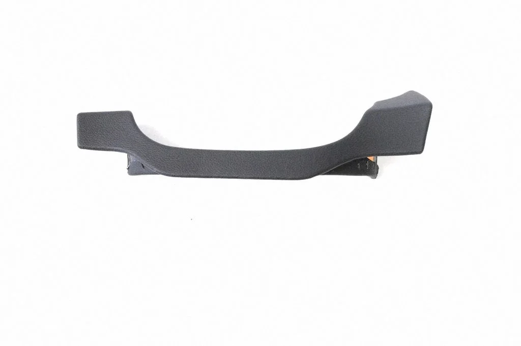 Dashboard glove box trim