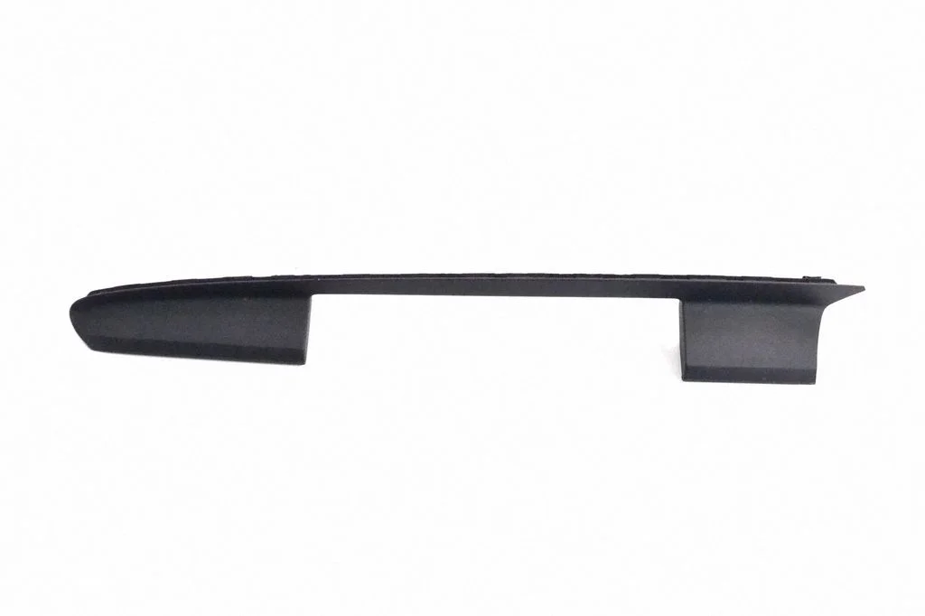 Dashboard glove box trim 4G2857304
