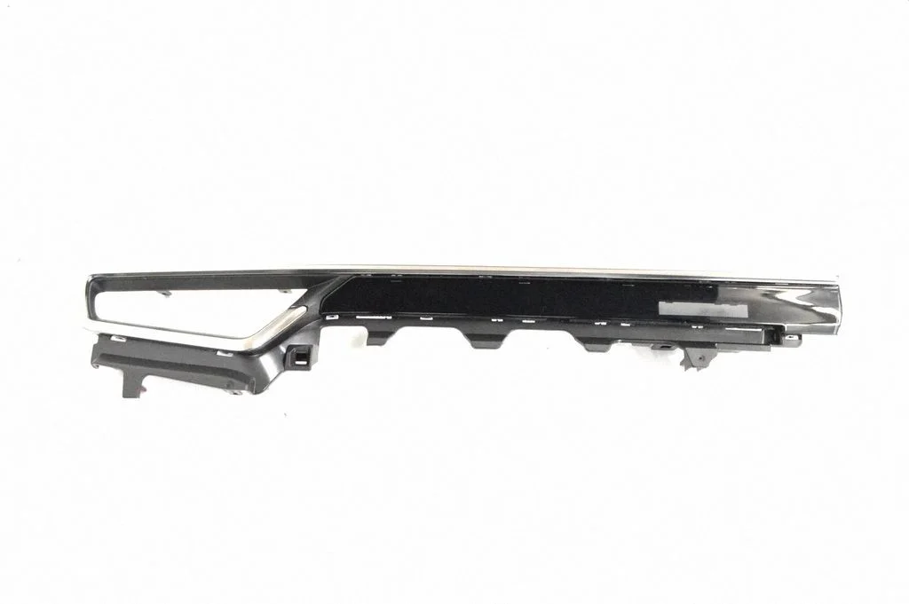 Dekoratīvā apdares josliņa – Toyota Corolla E210 E21 (2018-)