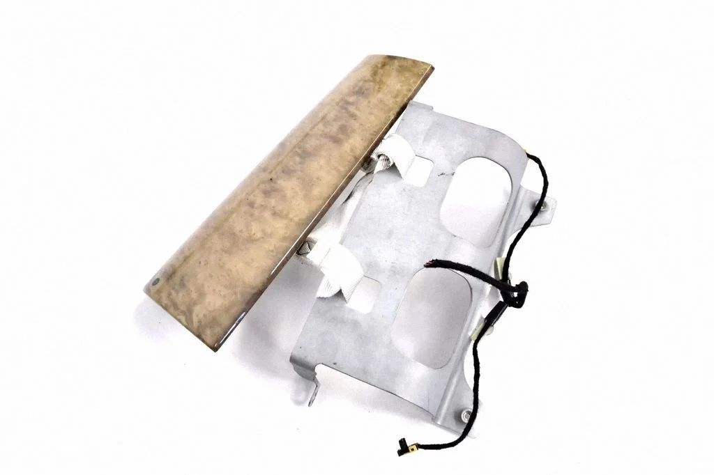 Dekoratīvā apdares josliņa 2R83F042W90