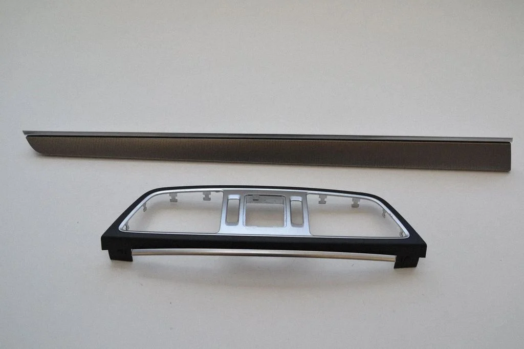 Dashboard glove box trim – Mercedes-Benz CLK-Class C207 A207 (2010-2017)