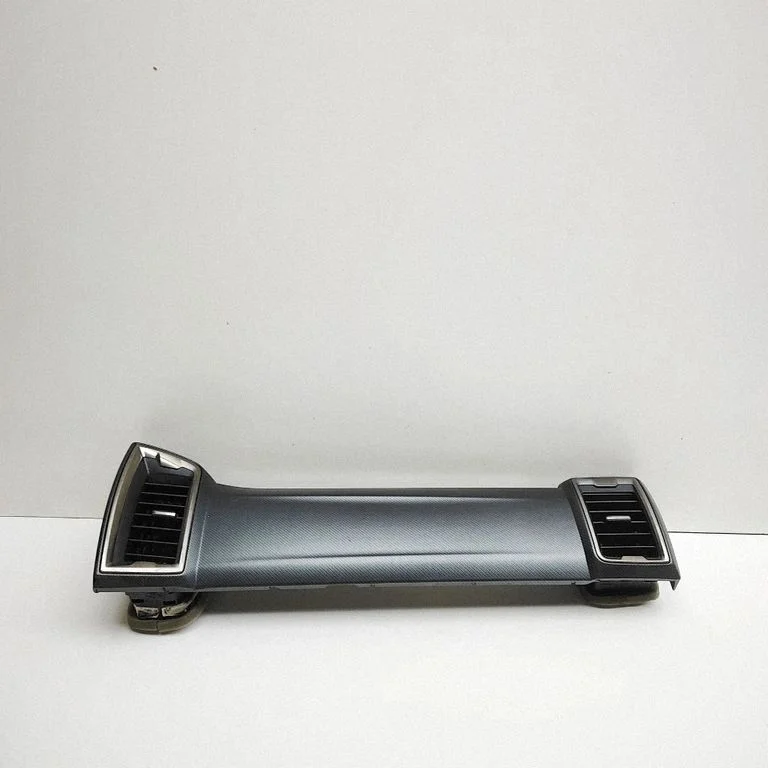 Armatuurlaua õhutusresti kate – Ford Ranger (2012-2018)
