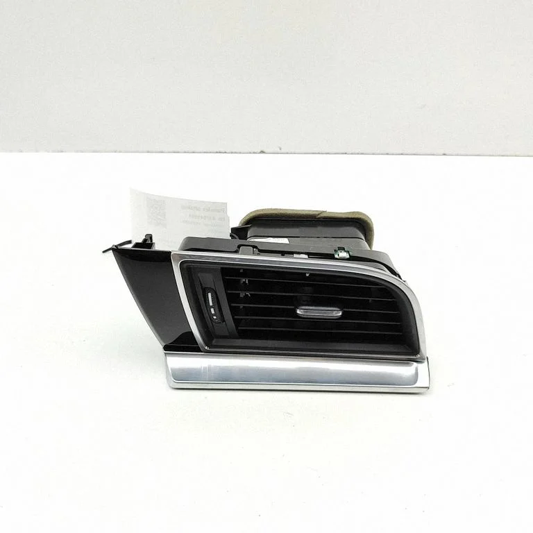 Dashboard air vent grill cover trim 95B819701B