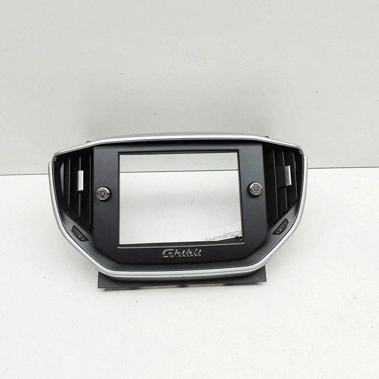 Paneļa gaisa restītes 6700190600