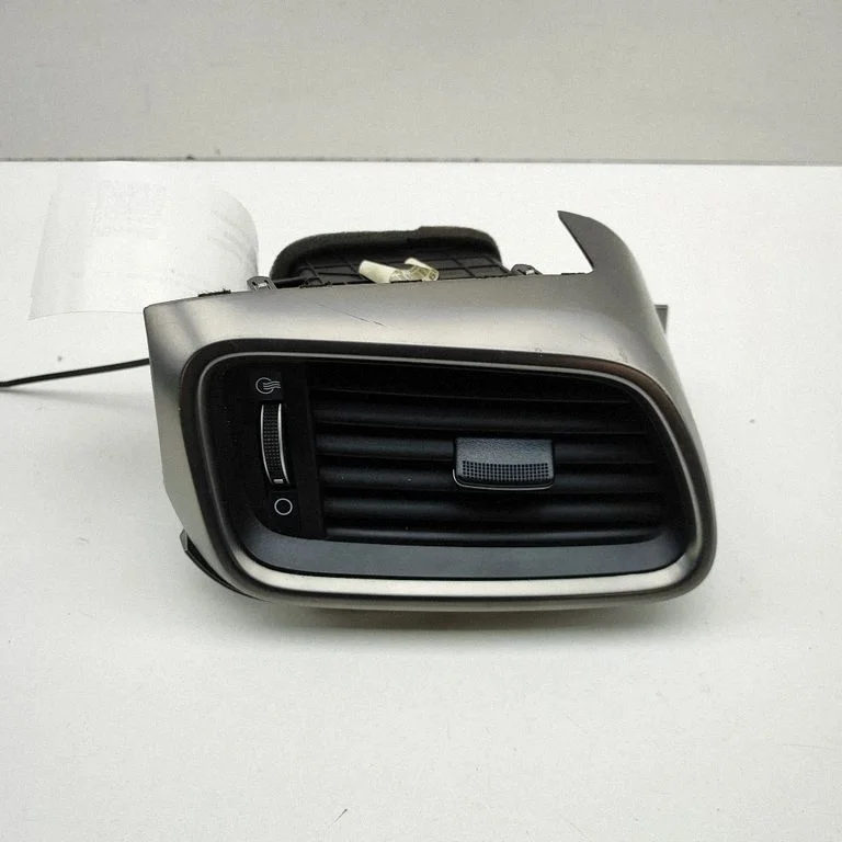 Paneļa gaisa restītes 97490C5000