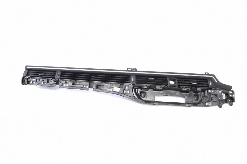 Paneļa gaisa restītes – Audi A4 S4 B9 (2015-2019)