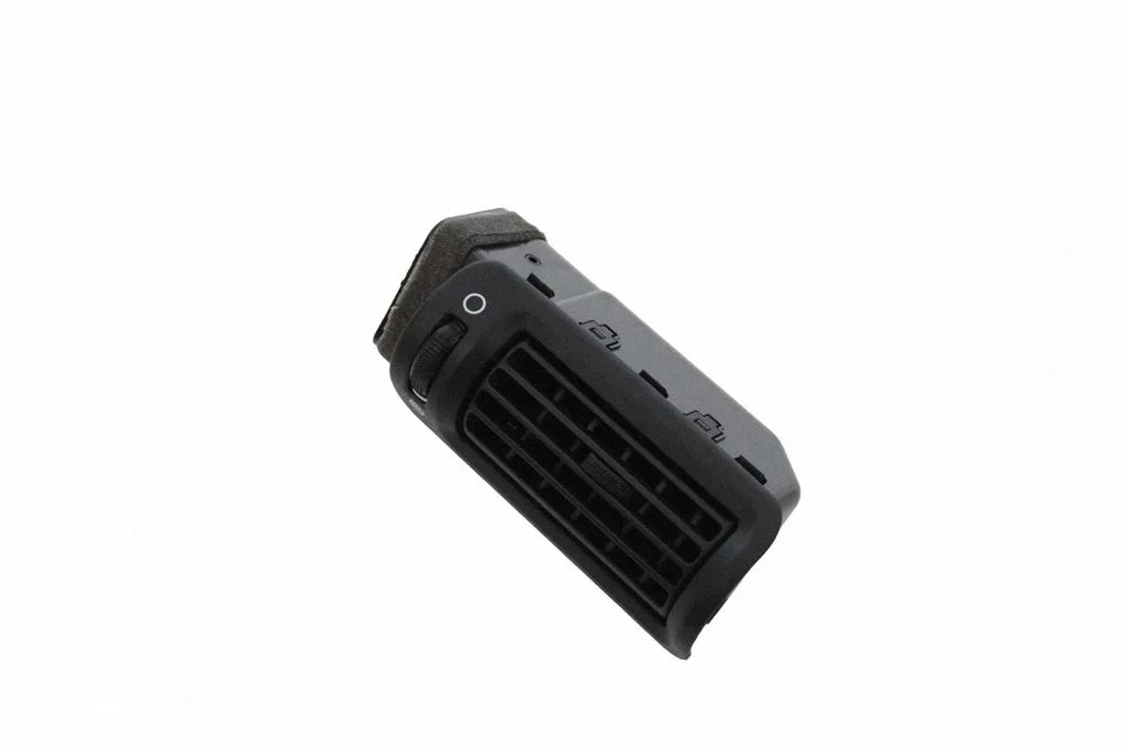 Dashboard air vent grill cover trim 970502P000