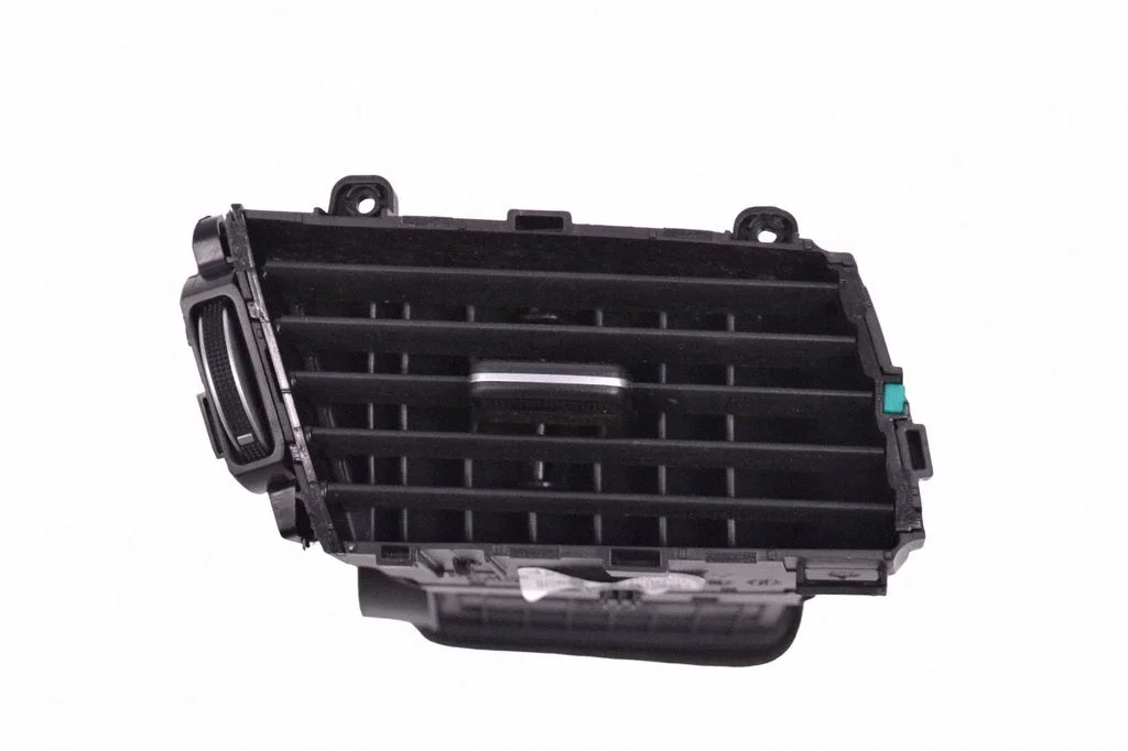 Kratka nawiewu szyby 84790D4BA0CM8