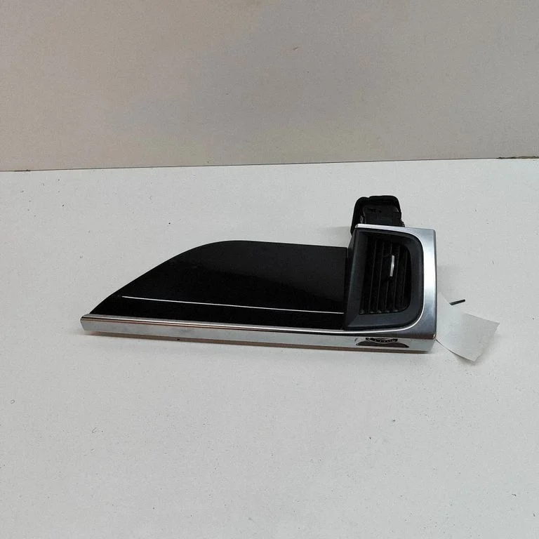 Paneļa gaisa restītes – Jaguar I-Pace (2018-)