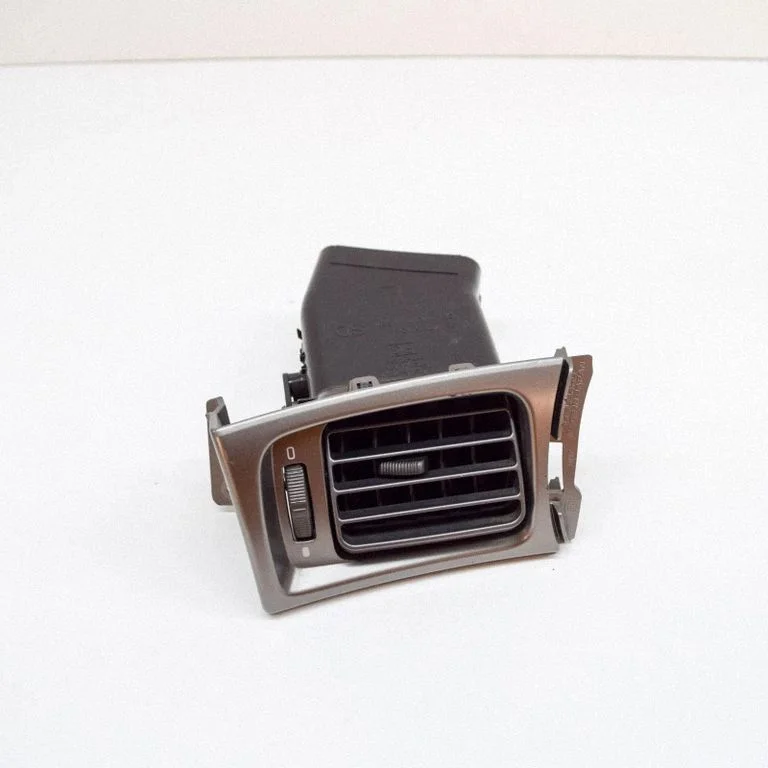 Armatuurlaua õhutusresti kate – Subaru Forester SH (2008-2013)