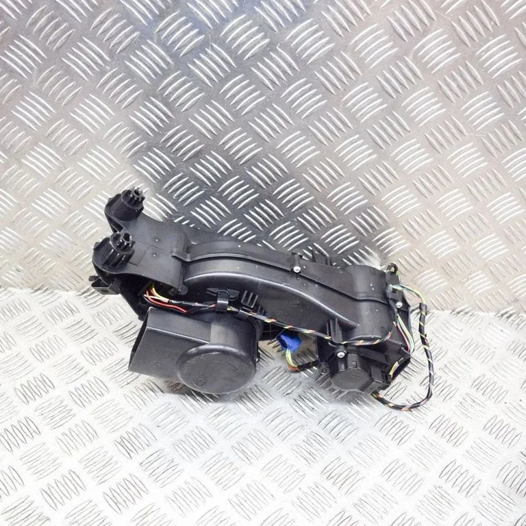 Kratka nawiewu szyby L5770004