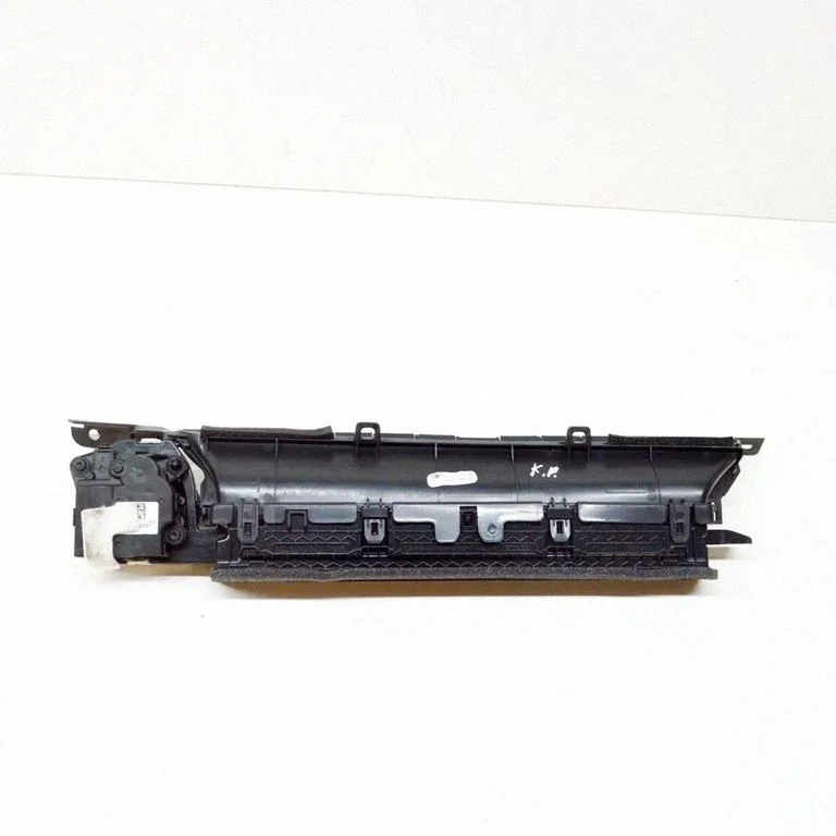 Dashboard air vent grill cover trim – Tesla Model S (2012-)