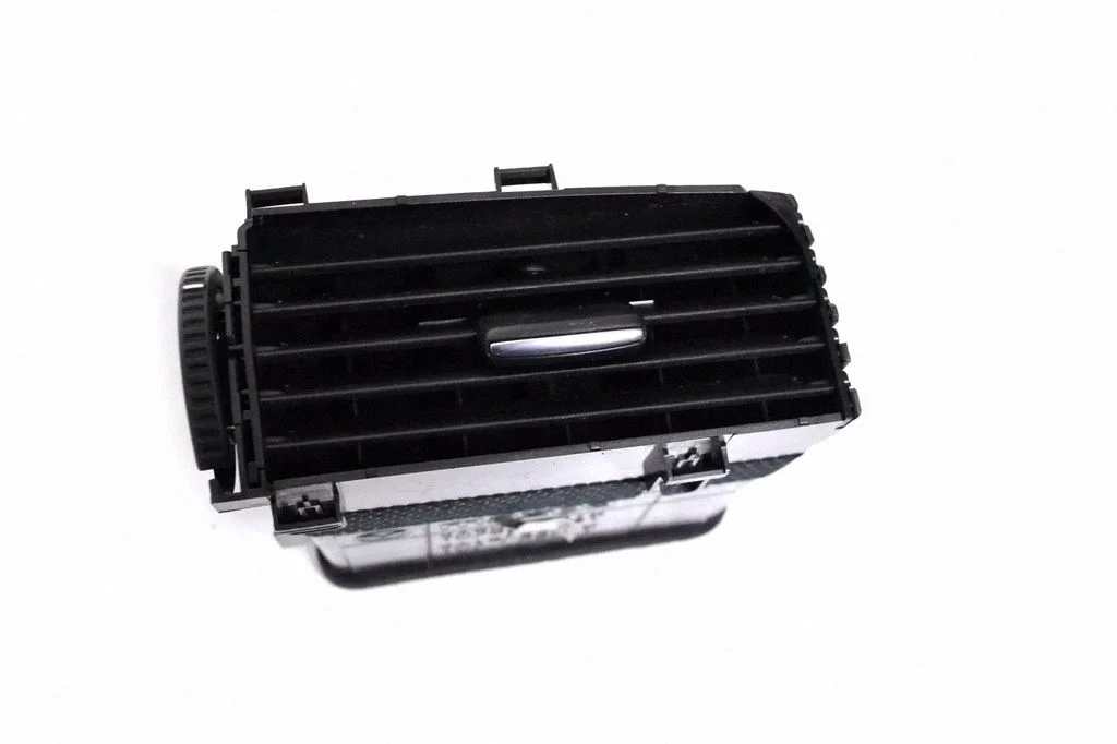 Paneļa gaisa restītes KA1G6491X