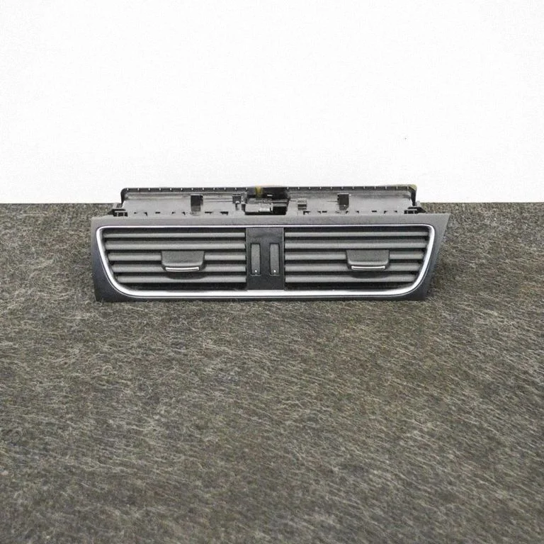 Dashboard air vent grill cover trim – Audi A5 Sportback 8TA (2009-2016)