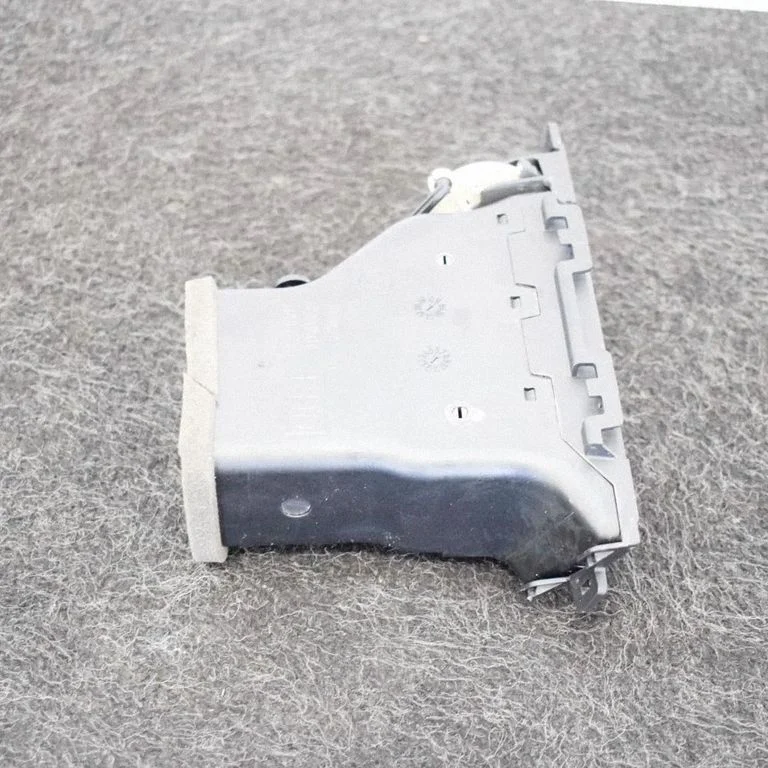 Paneļa gaisa restītes – BMW 3. sērija E90 E91 (2005-2012)