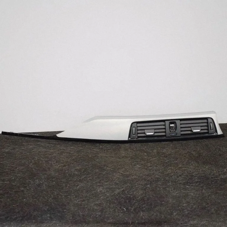 Armatuurlaua õhutusresti kate – BMW 4-seeria F32 F33 (2013-2020)