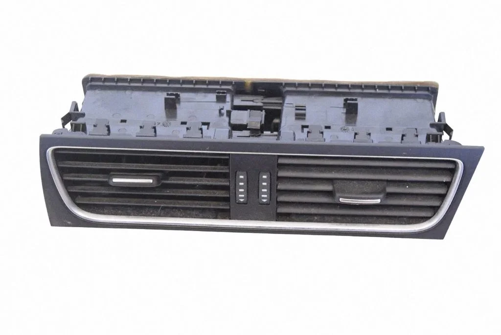 Armatuurlaua õhutusresti kate 8T2820951B